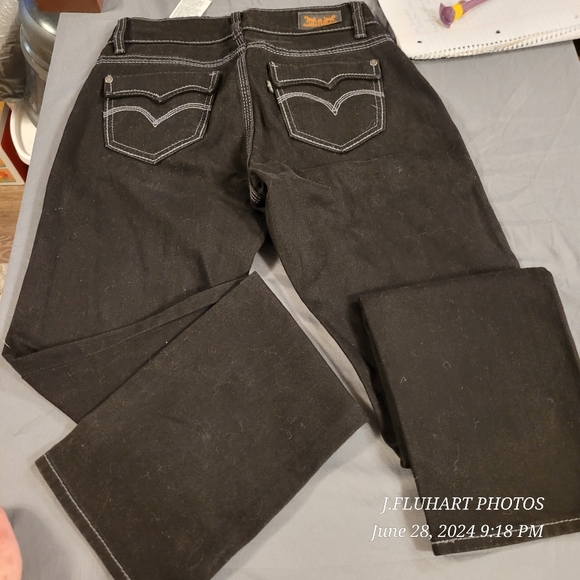 Levi Curvy Straight Jean's NWOT  Black Sz 4M W27 L32 - Picture 12 of 16